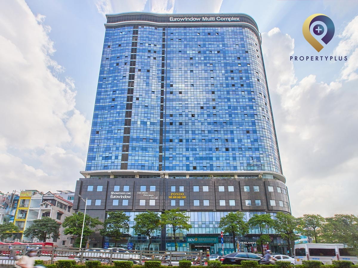 Toàn cảnh tòa nhà Eurowindow Multi Complex với nền trời xanh - hình ảnh từ Property Plus